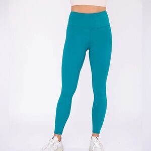 NWT Mono b Turquoise Leggings Size XL